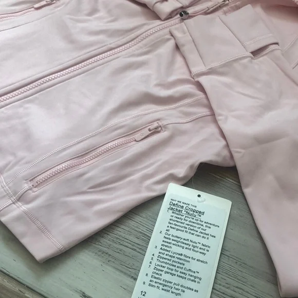 Lululemon Define Cropped Nulu Jacket - Picture 14 of 16